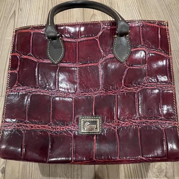 Dooney & Bourke Janine Crocodile Embossed Vintage Handbag - Picture 3 of 13